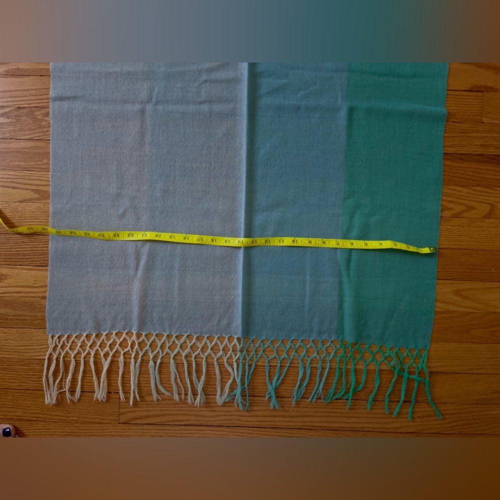 Handmade Handwoven 100% Wool Crock of Gold Ireland Huge 84” x 28” Scarf Wrap - Picture 7 of 10